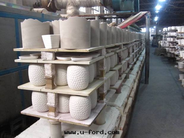 陶瓷制造真空(kōng)清(qīng)掃系(xì)統解(jiě)決方(fāng)案(àn)